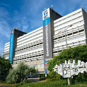 Danubius Arena Будапешт